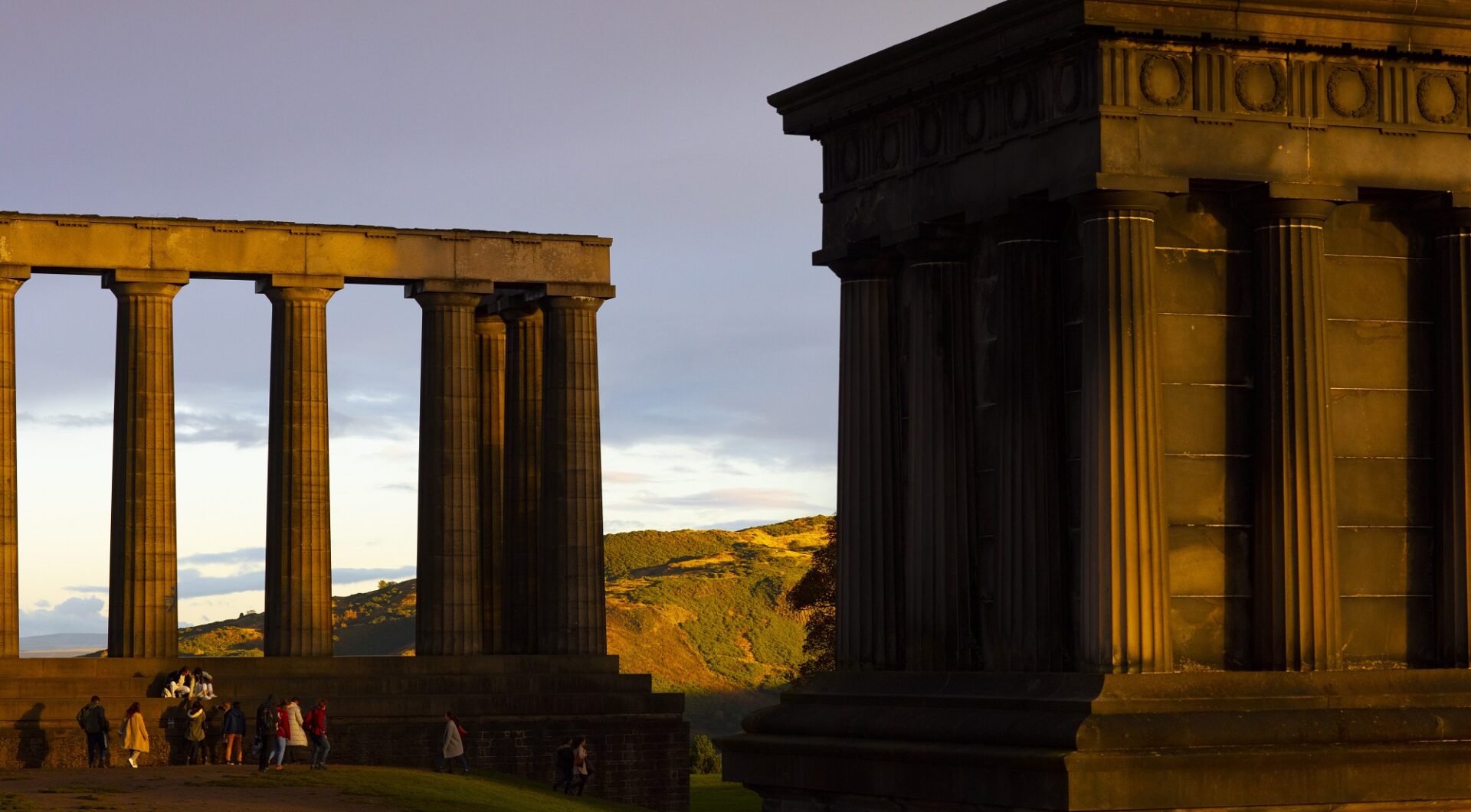 National and Playfair Monument