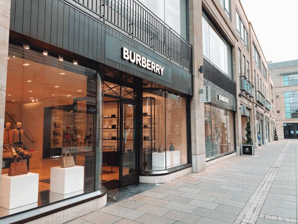 Burberry frontage at Multrees Walk ,© Multrees Walk