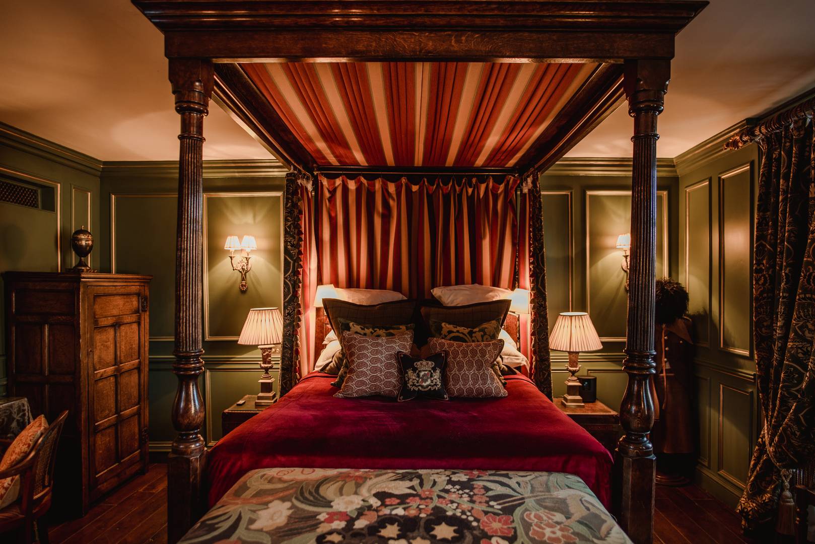 Guardroom Suite at The Witchery by the Castle ,© The Witchery by the Castle