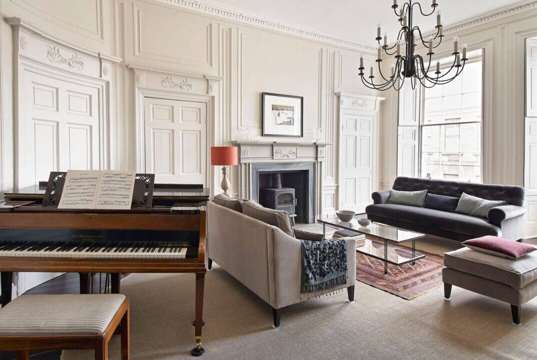 The Art House living room.  Edinburgh New Town,© The Edinburgh Address