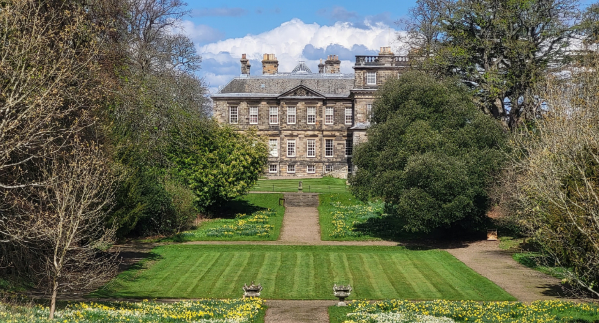 Hopetoun House in Spring